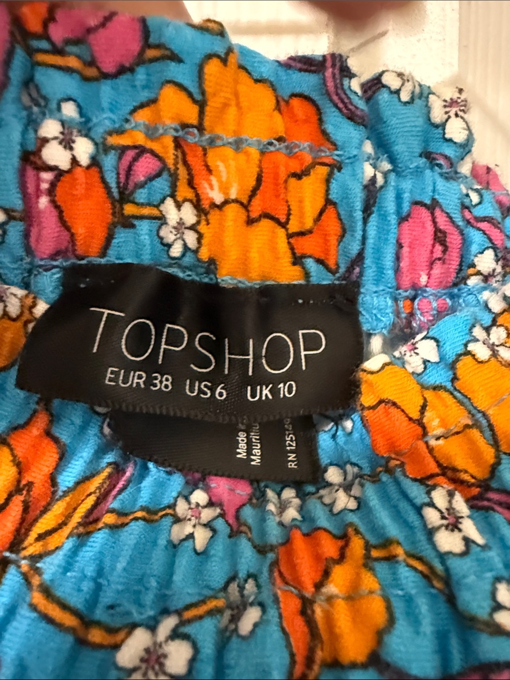 Topshop Turquoise Floral Puff-Sleeve Shirred Crop Top - Picture 2 of 3